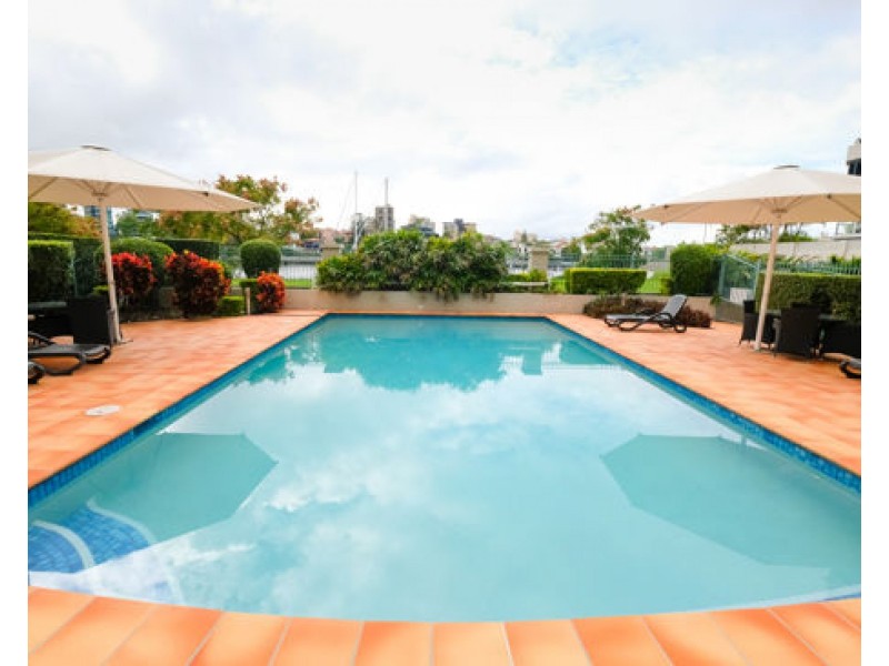 23/10 Goodwin St, Kangaroo Point QLD 4169
