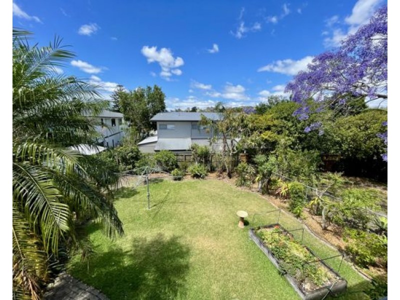 24 Geera Street, Coorparoo QLD 4151