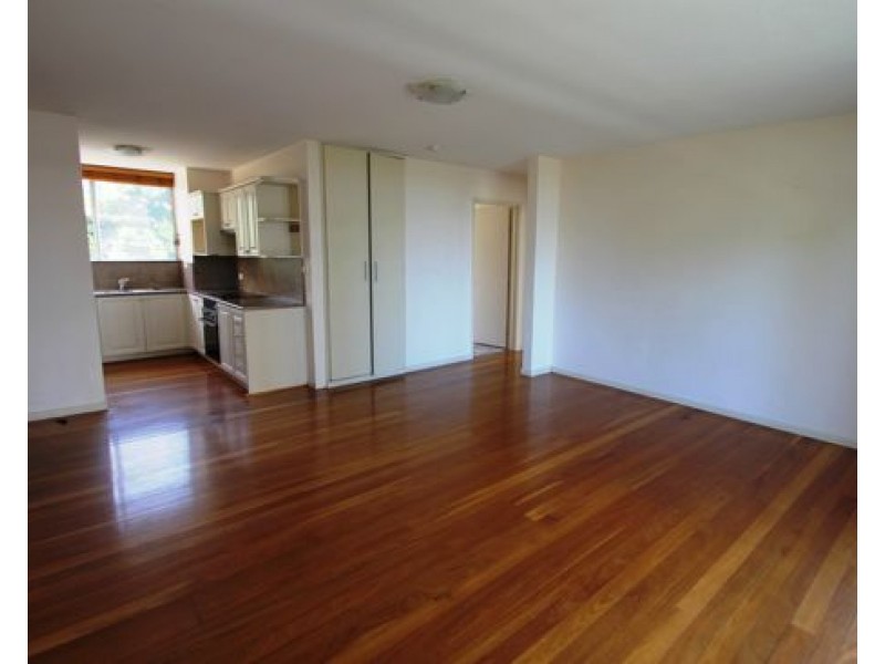 2/24 CASTLEBAR STREET, Kangaroo Point QLD 4169