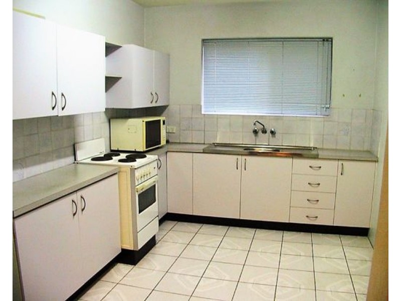 3/143 BAINES STREET, Kangaroo Point QLD 4169