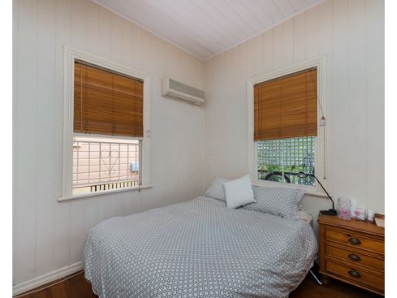 8 Phipps St, East Brisbane QLD 4169