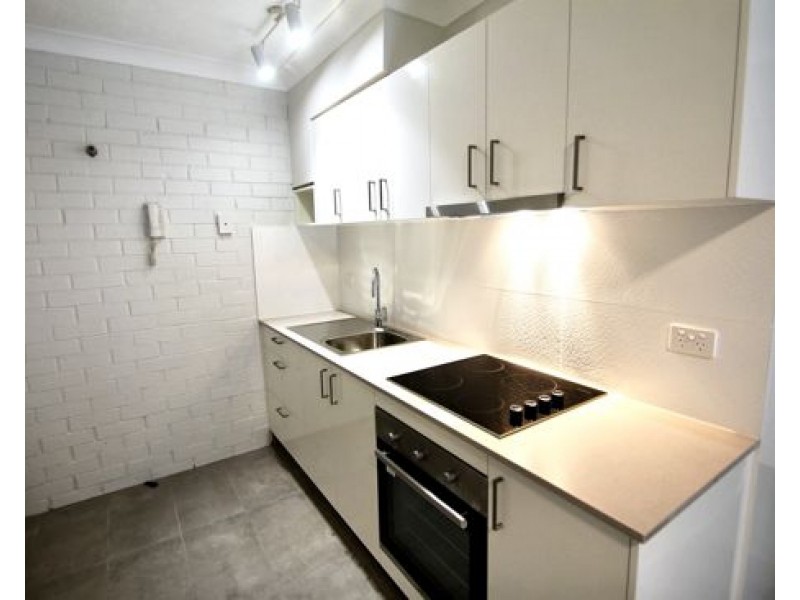 8/25 LISBURN STREET, East Brisbane QLD 4169