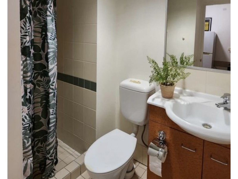 413.9 CASTLEBAR STREET, Kangaroo Point QLD 4169