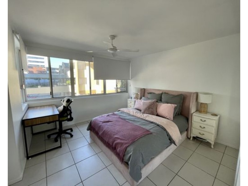 24/64 THORN STREET, Kangaroo Point QLD 4169