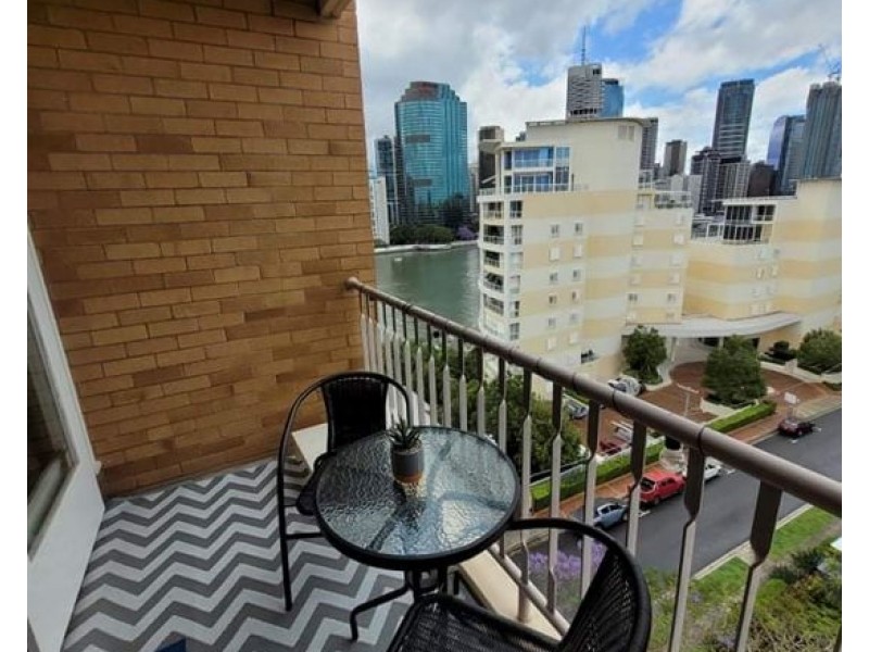 705.355 MAIN STREET, Kangaroo Point QLD 4169