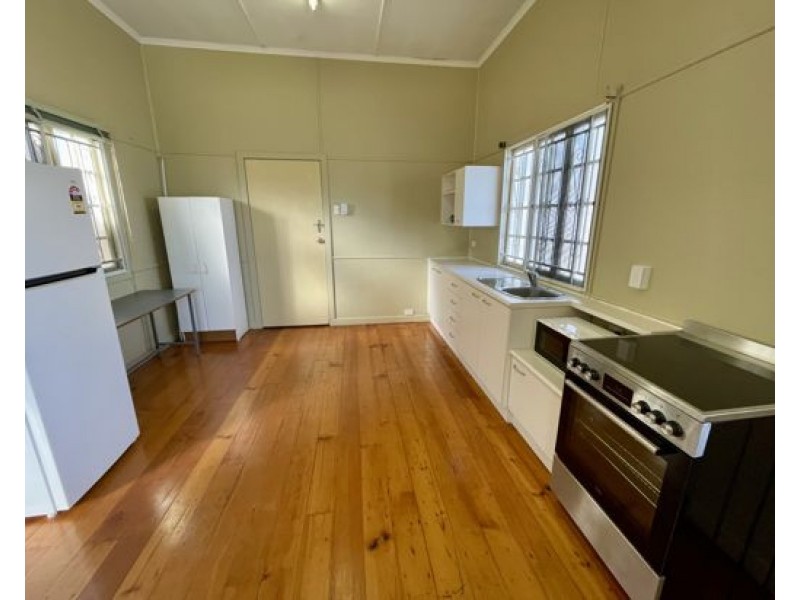 19 Hawtree Street, Moorooka QLD 4105