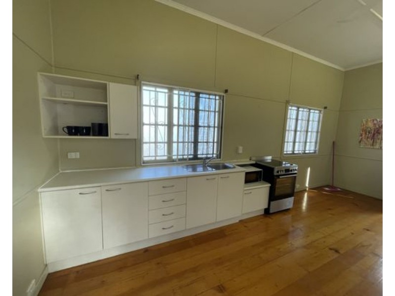 19 Hawtree Street, Moorooka QLD 4105
