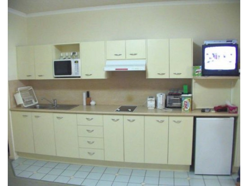 225/85 DEAKIN STREET, Kangaroo Point QLD 4169