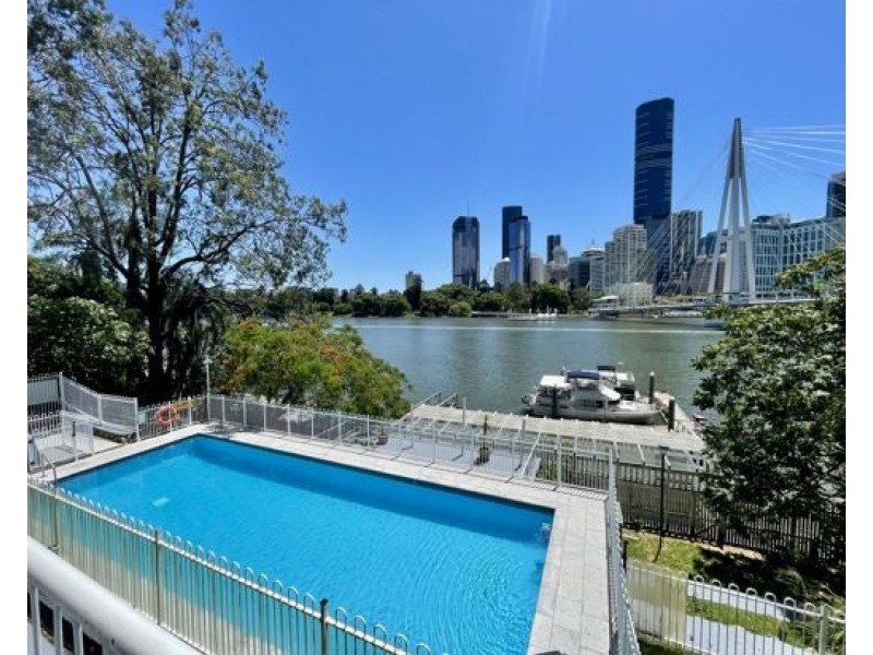 701/355 MAIN STREET, Kangaroo Point QLD 4169