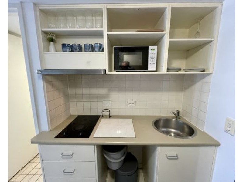 1105.9 CASTLEBAR ST, Kangaroo Point QLD 4169