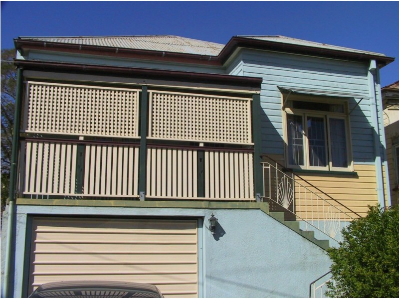 24 SALSTONE STREET, Kangaroo Point QLD 4169