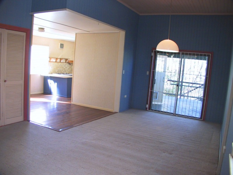 24 SALSTONE STREET, Kangaroo Point QLD 4169