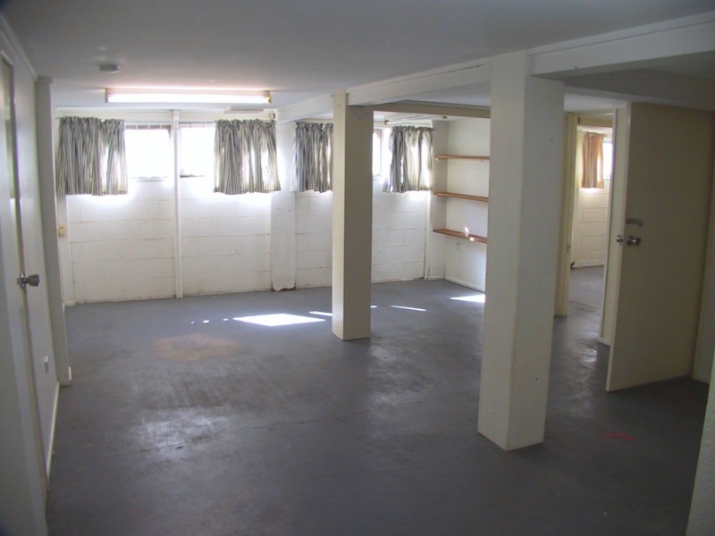 24 SALSTONE STREET, Kangaroo Point QLD 4169