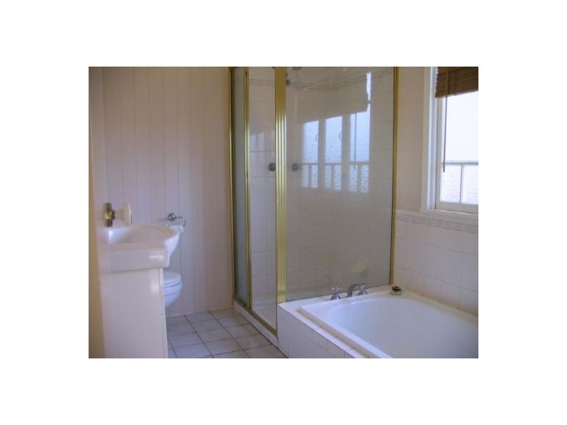 East Brisbane QLD 4169