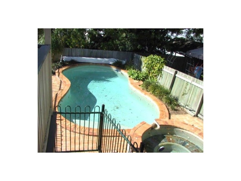 East Brisbane QLD 4169