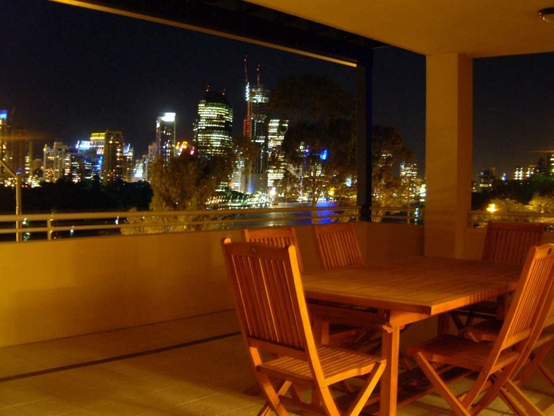 Kangaroo Point QLD 4169