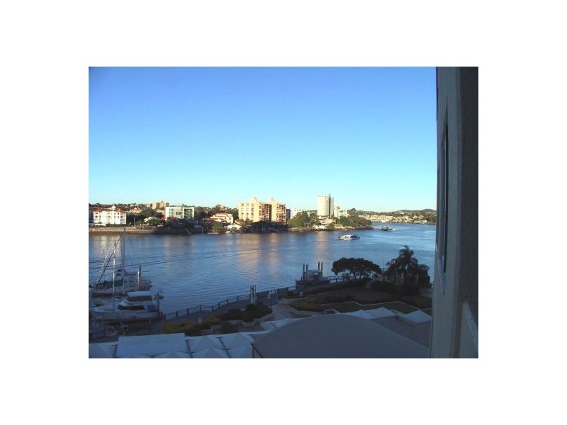 402/44 Ferry Street, Kangaroo Point QLD 4169