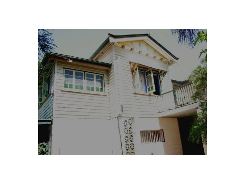 24 Albert Street, Woolloongabba QLD 4102