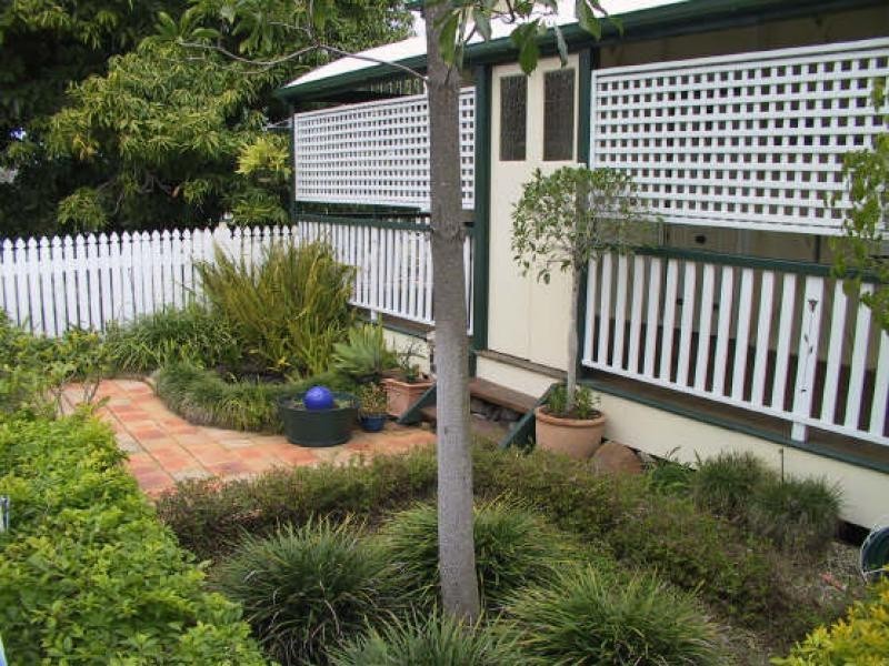 East Brisbane QLD 4169