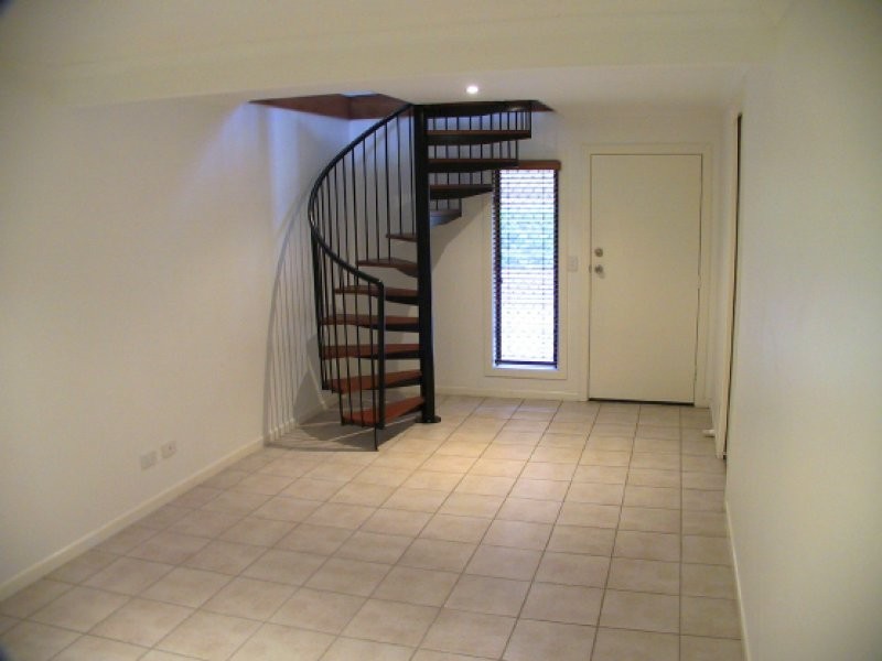 74 Rawlins Street, Kangaroo Point QLD 4169