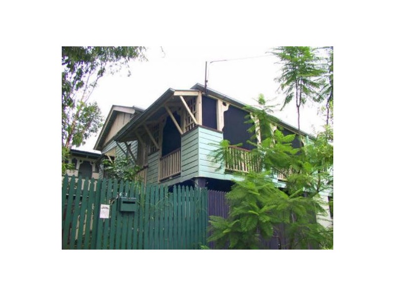 61 Wynnum Road, Norman Park QLD 4170