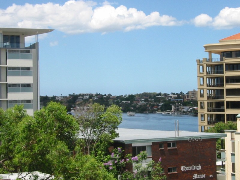 55 Thorn Street, Kangaroo Point QLD 4169