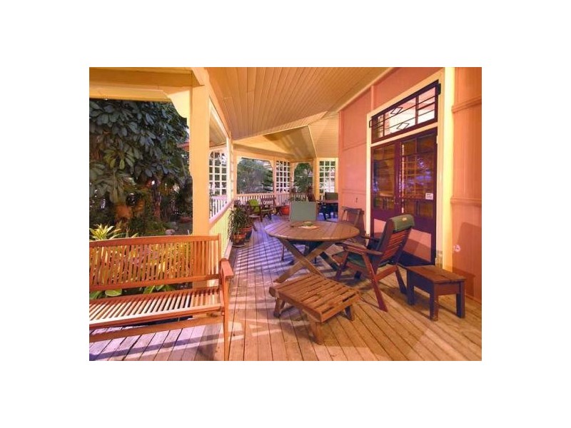 1/117 Dornoch Terrace, Highgate Hill QLD 4101