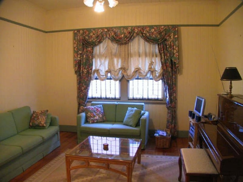 17 Fisher Street, East Brisbane QLD 4169