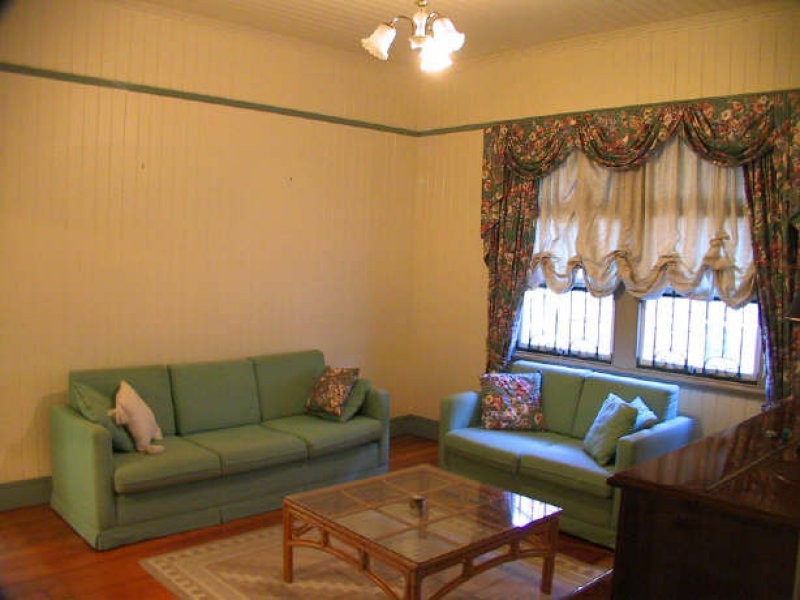 17 Fisher Street, East Brisbane QLD 4169