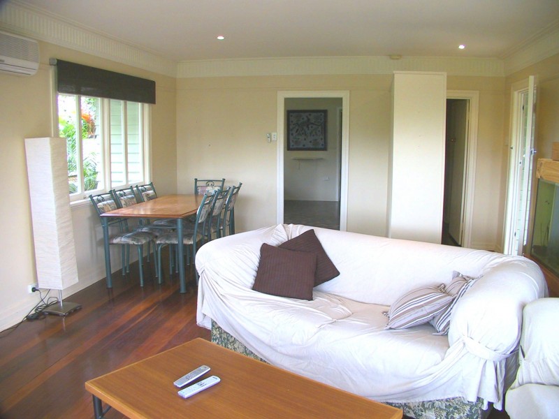 79 FOXTON STREET, Seven Hills QLD 4170