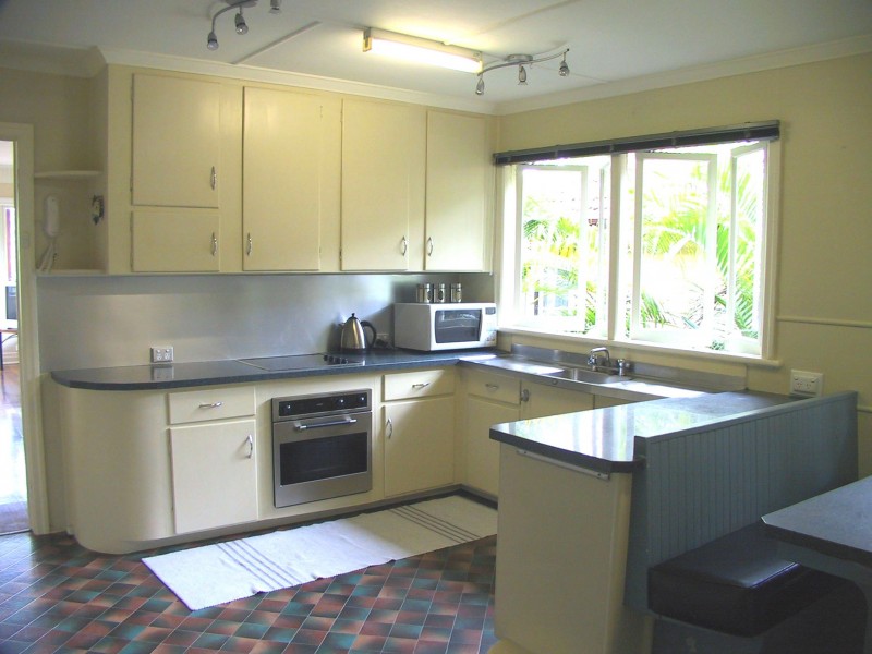 79 FOXTON STREET, Seven Hills QLD 4170