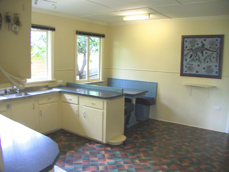 79 FOXTON STREET, Seven Hills QLD 4170