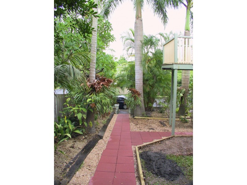 79 FOXTON STREET, Seven Hills QLD 4170