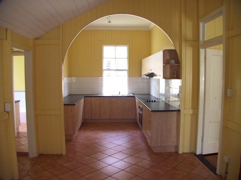 551A VULTURE STREET, East Brisbane QLD 4169