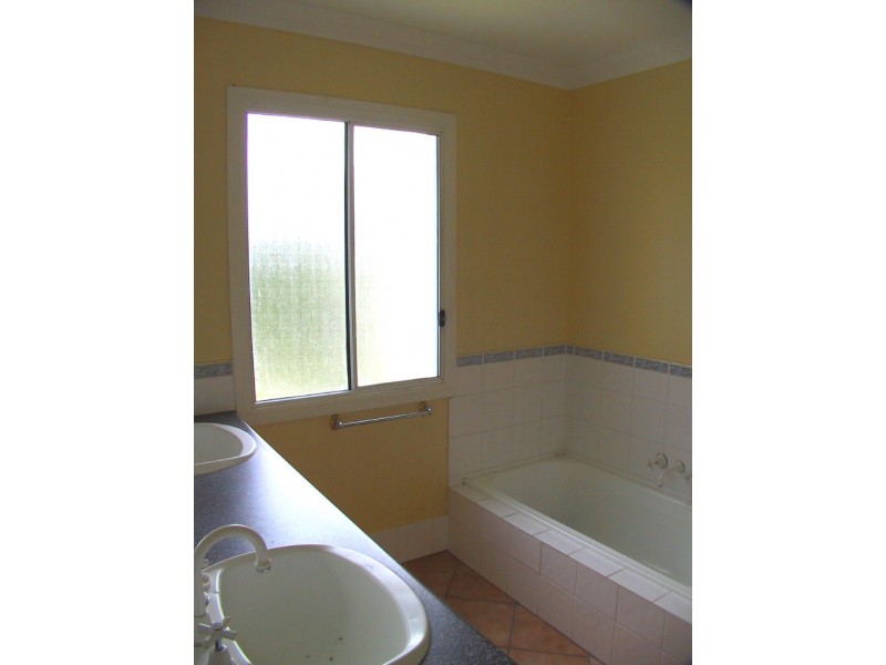 551A VULTURE STREET, East Brisbane QLD 4169