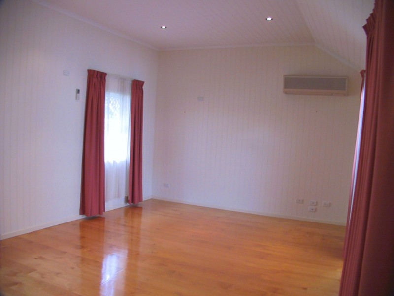 Woolloongabba QLD 4102