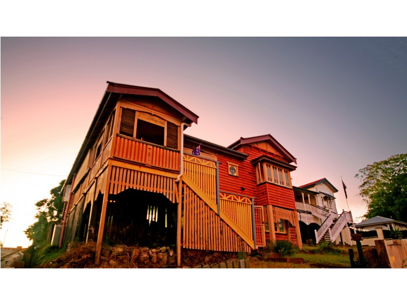 33 LEOPARD STREET, Kangaroo Point QLD 4169