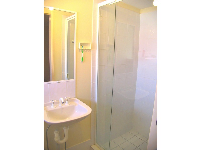 1/27 PRINCESS STREET, Kangaroo Point QLD 4169