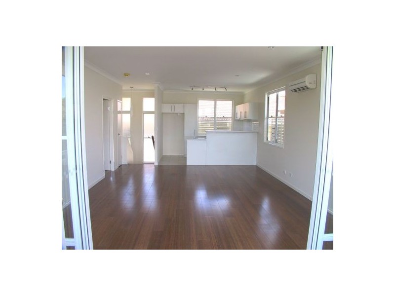 20 NOELA STREET, Coorparoo QLD 4151
