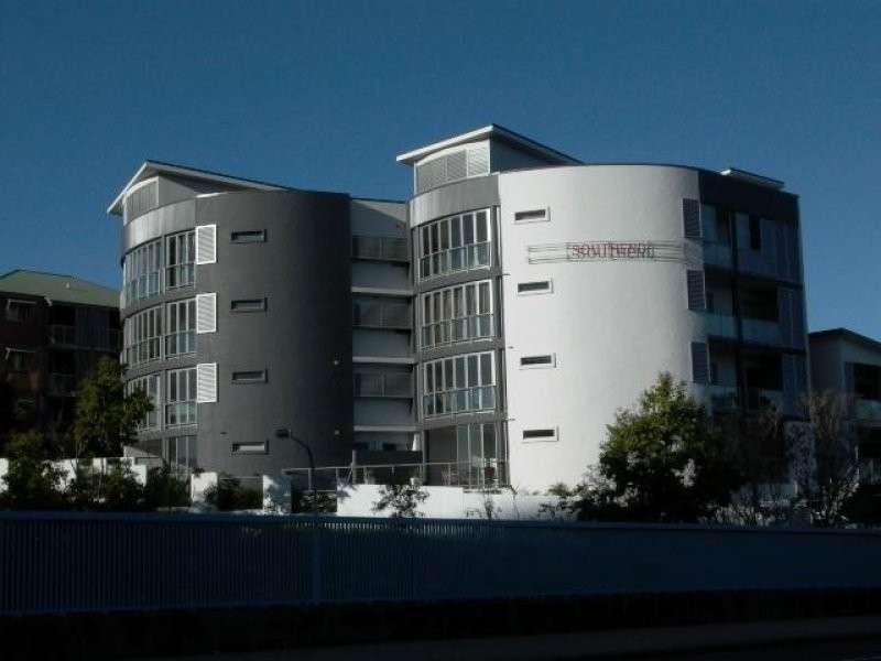 284 VULTURE STREET, Kangaroo Point QLD 4169