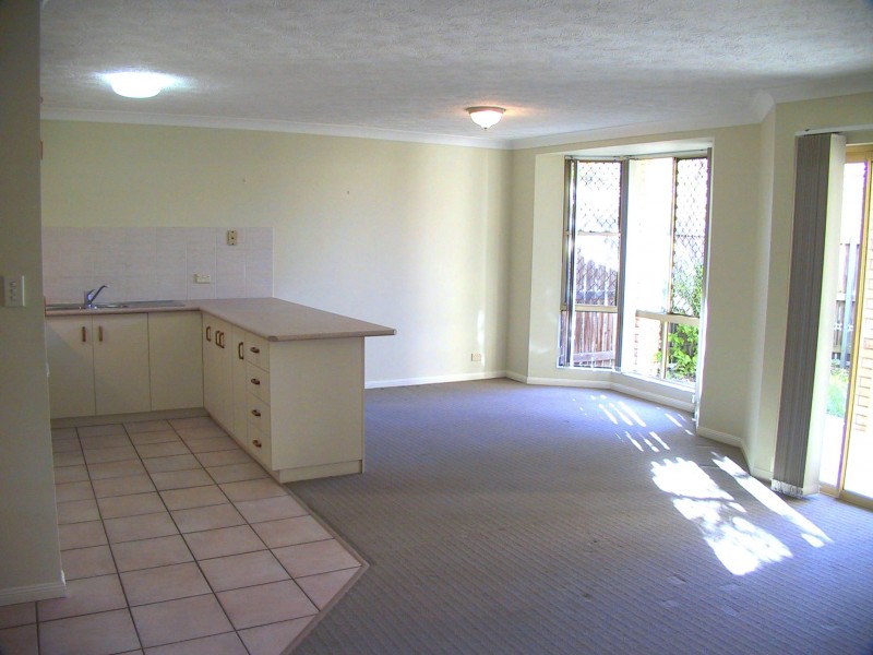 2/131 BAINES STREET, Kangaroo Point QLD 4169