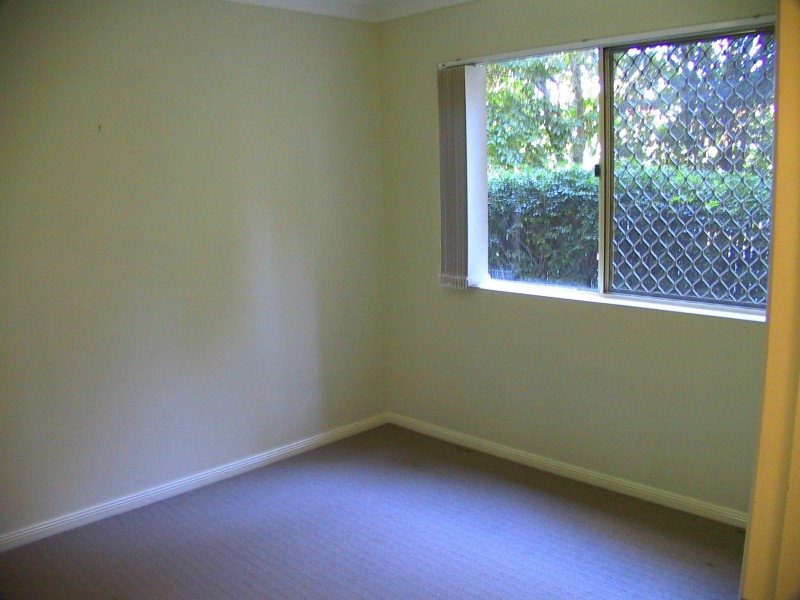 2/131 BAINES STREET, Kangaroo Point QLD 4169