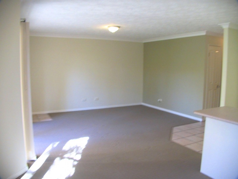 2/131 BAINES STREET, Kangaroo Point QLD 4169