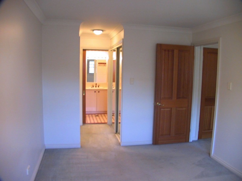 10/151 LYTTON ROAD, East Brisbane QLD 4169