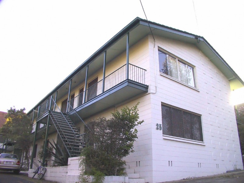 2/25  SIR FRED SCHONELL DVE, St Lucia QLD 4067