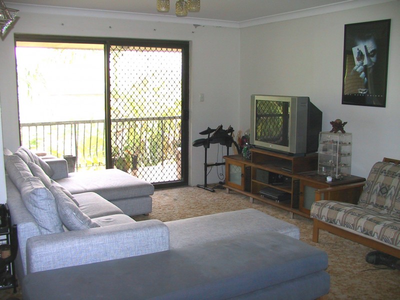 120 CAVENDISH ROAD, Coorparoo QLD 4151