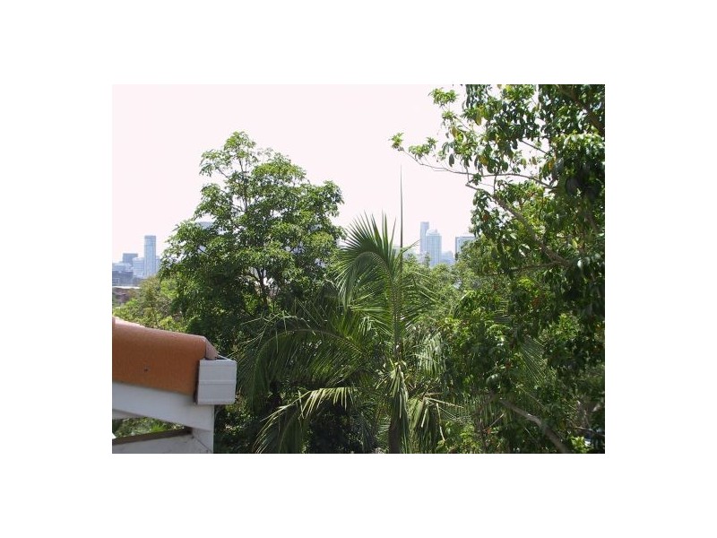 6/96 DORNOCH TERRACE, Highgate Hill QLD 4101