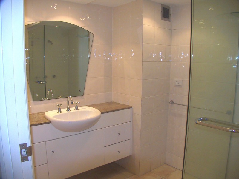 8/237 WELLINGTON STREET, Kangaroo Point QLD 4169