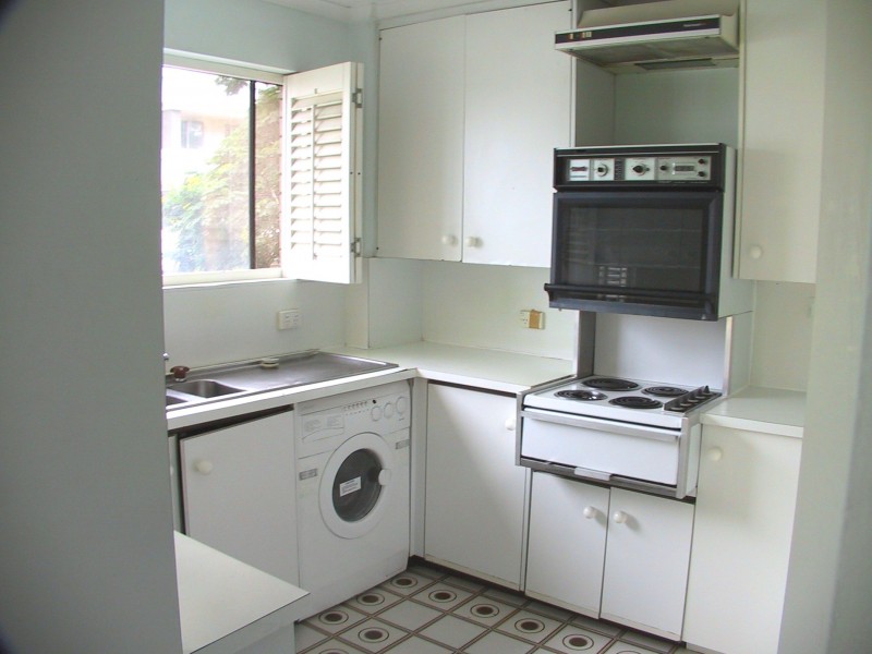 8/237 WELLINGTON STREET, Kangaroo Point QLD 4169