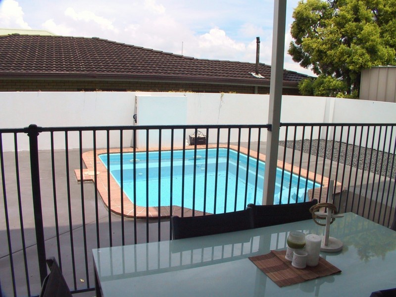 27b OVEREND STREET, East Brisbane QLD 4169